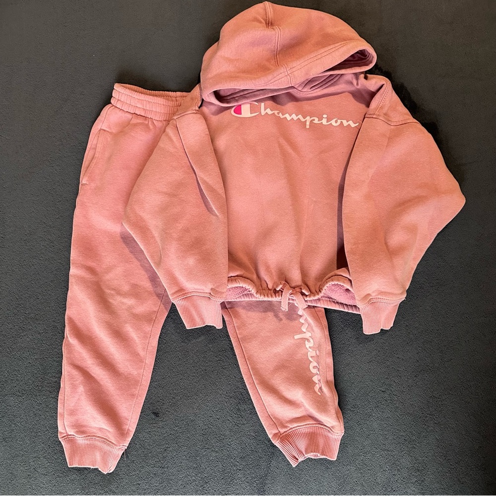 4 Listings 15$! Kids Pink Sweatsuit Set